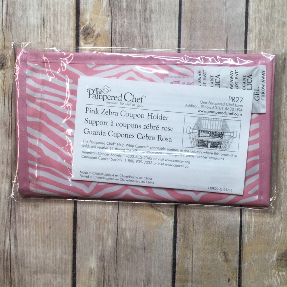 NIP Pampered Chef Pink Zebra Coupon Holder